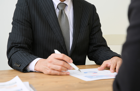 書類作成等の有資格者代行